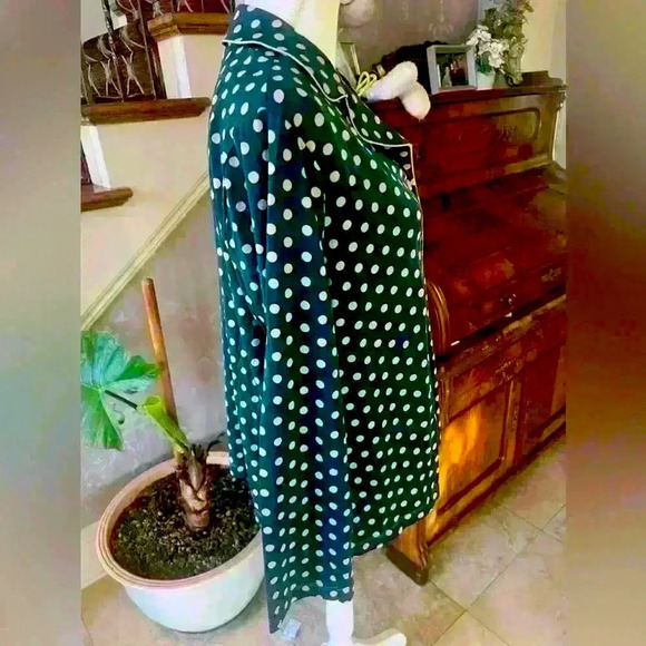 Soma pajama top. NWT XL. Super soft. Green with tan polka dots. - Picture 4 of 7
